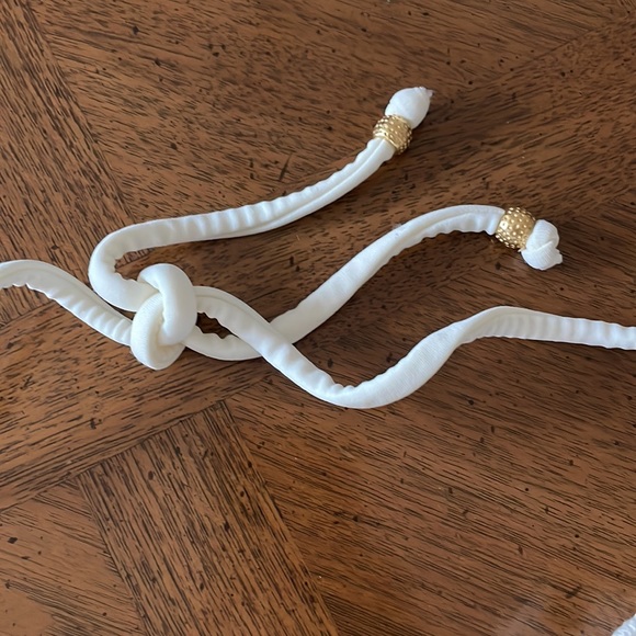 Eberjey El Mirage Swim top Natural Size M slightly lined. Lining removable. - Picture 3 of 9